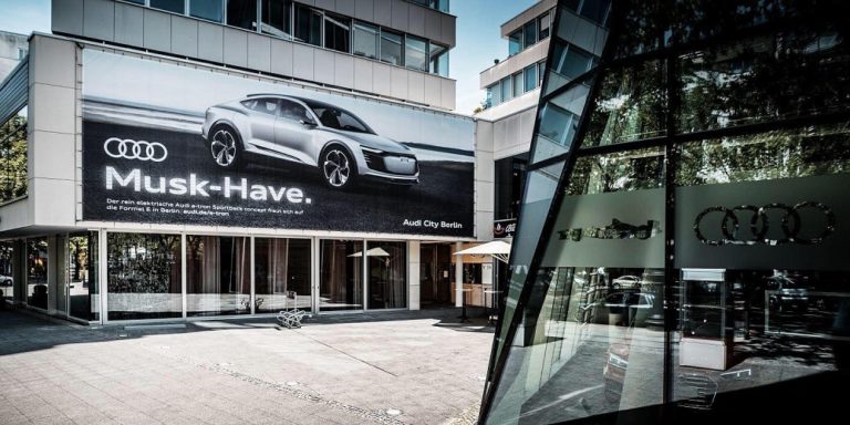 Audi дражнить Теслу та Елона Маска в рекламі свого майбутнього електромобіля