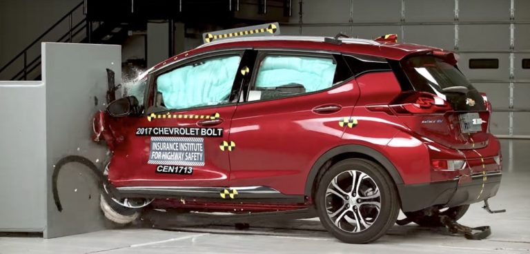 Crash Test електромобіля Chevrolet Bolt: відео