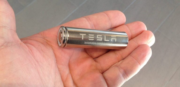 Tesla можуть збільшити термін служби батарей на 4 роки