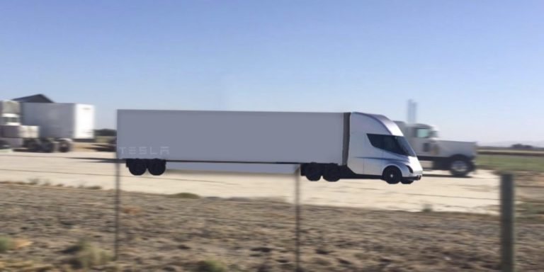 Прототип Tesla Semi має кращі характеристики, ніж очікував Елон Маск
