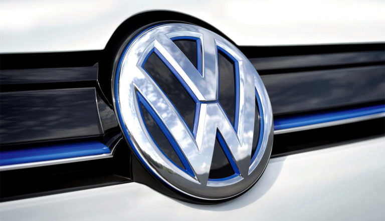 Volkswagen вкладе 3.5 мільярдів євро в електромобілі