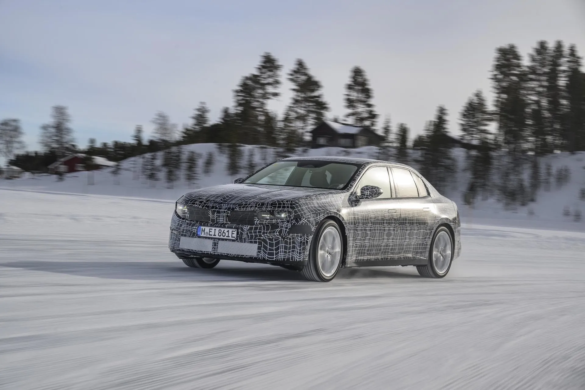 Виводитимуть нову модель електричного седана BMW, можливо з ім'ям i3. Чи стане новий седан BMW наступником i3?