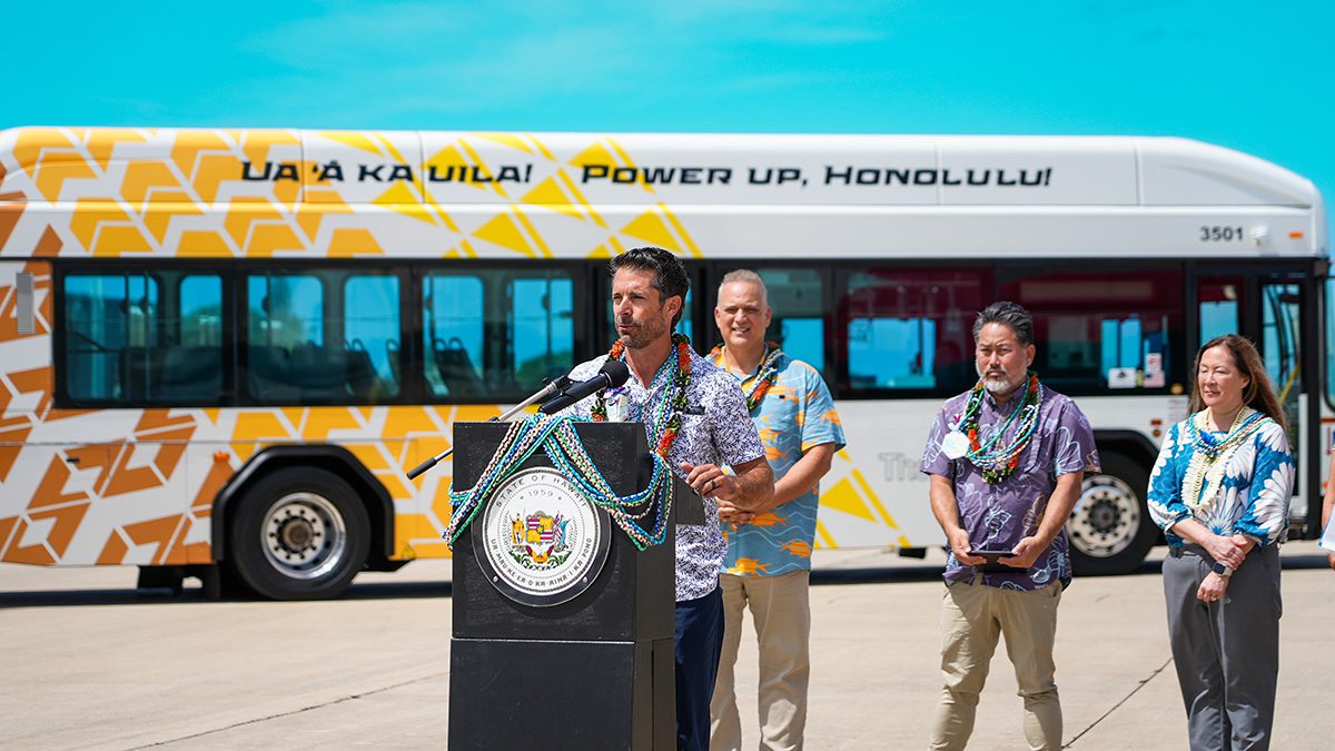 New Gillig Battery Electric Buses прибувають на Гаваї