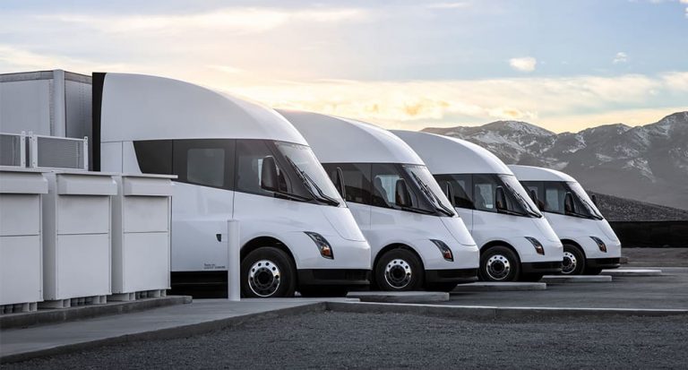 Великий замовлення для Tesla Semis: хто його ініціював